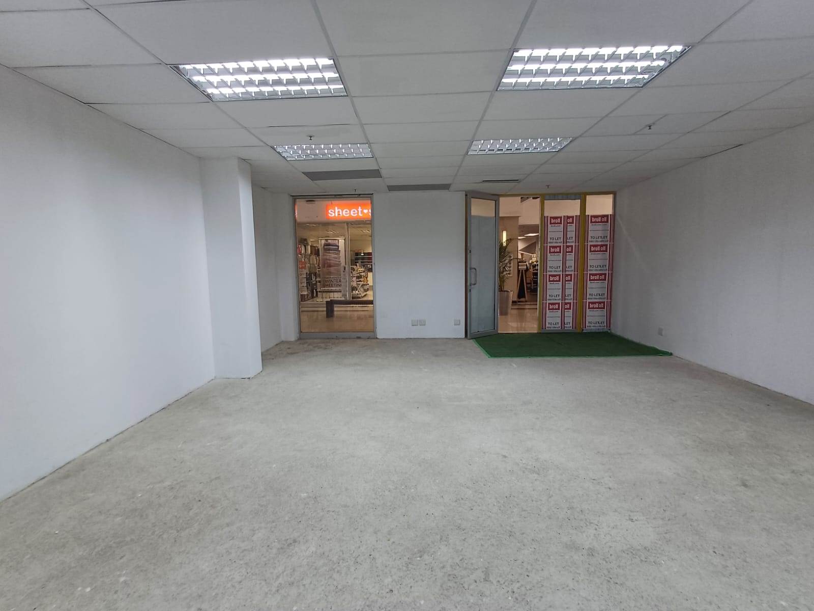 68  m² Commercial space in Randpark Ridge photo number 11