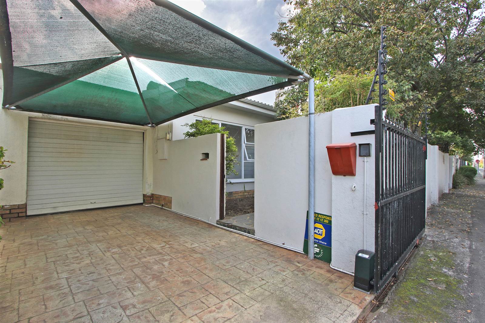 5 Bed House in Rondebosch photo number 2