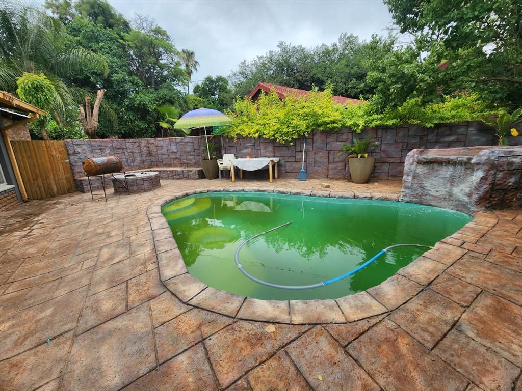 3 Bed House in Thabazimbi photo number 7