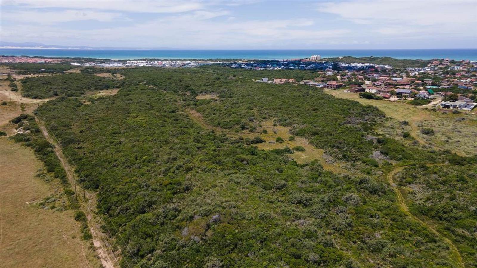 39.5 ha Land available in Aston Bay photo number 14