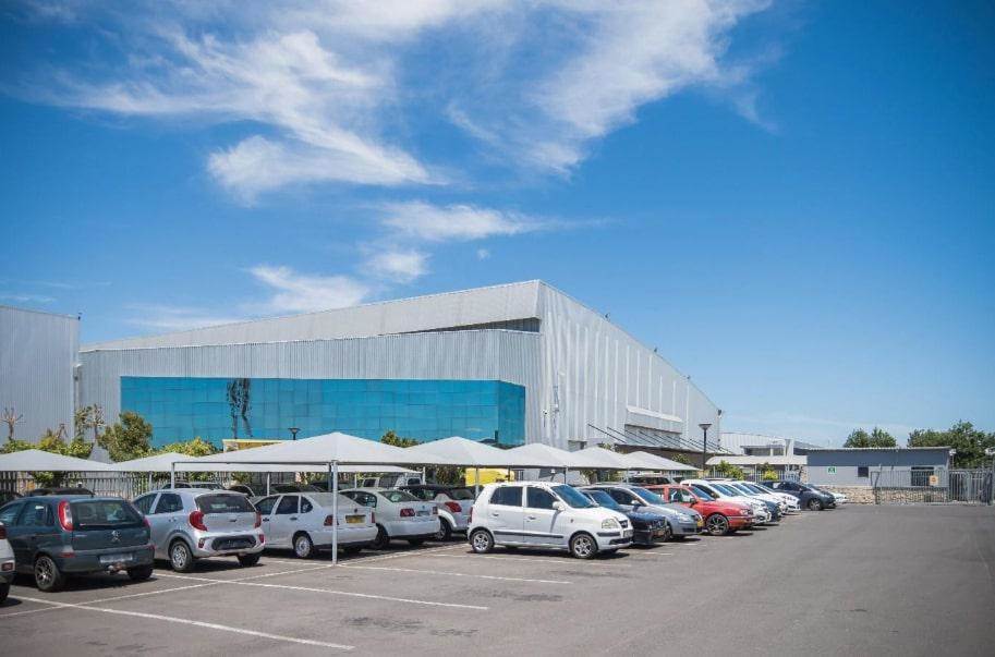 9518  m² Industrial space in Airport Industria photo number 2