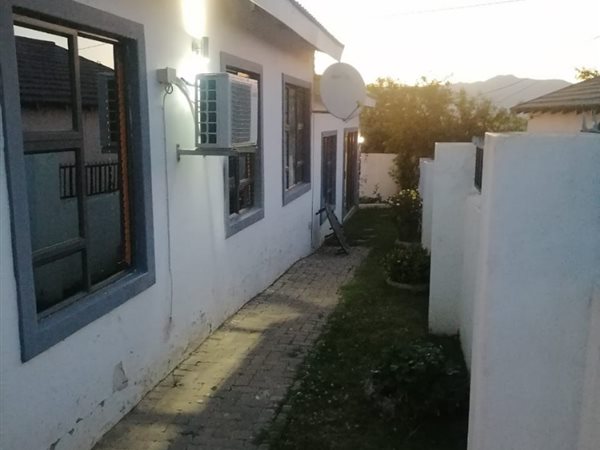 3.5 Bed House