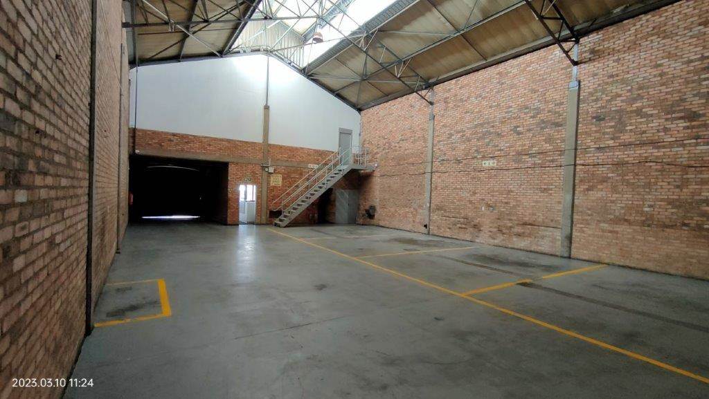 360  m² Industrial space in Randjespark photo number 1