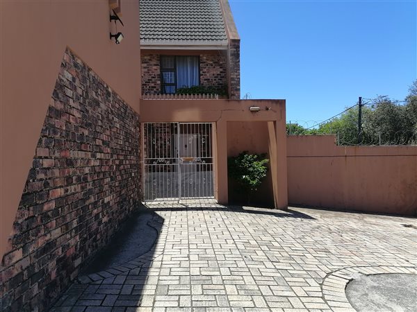 3 Bed Townhouse