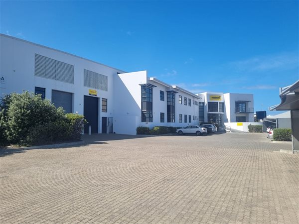 3208  m² Industrial space in Muizenberg