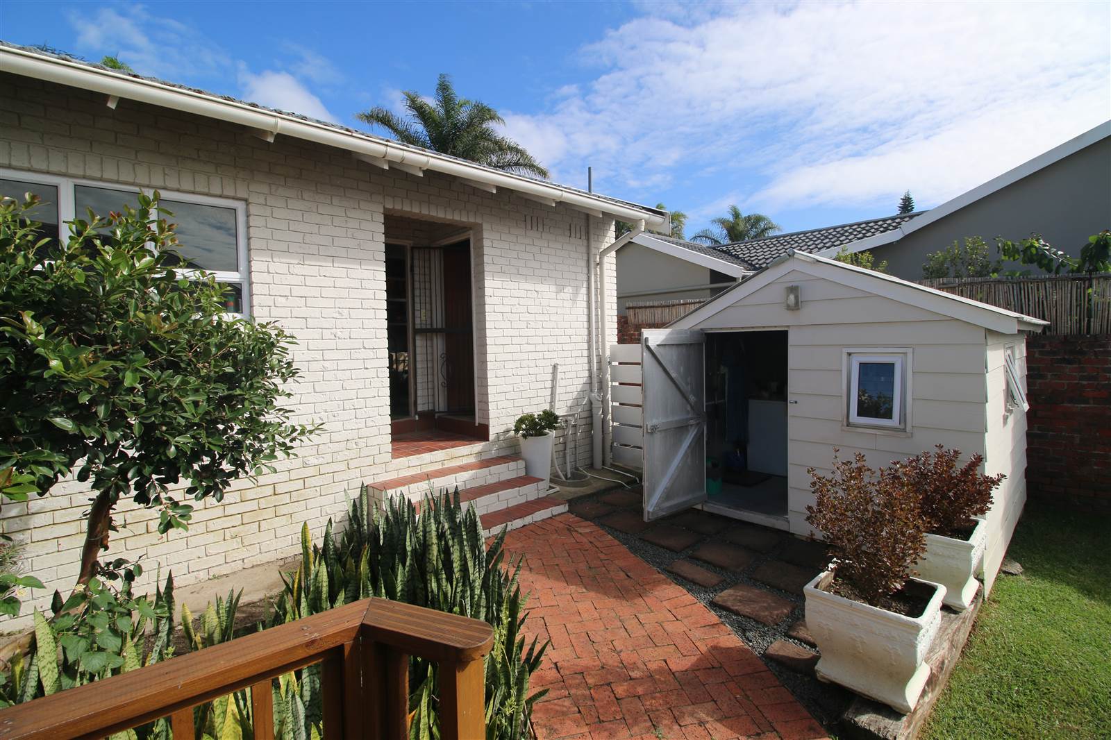3 Bed House in Beacon Bay photo number 6