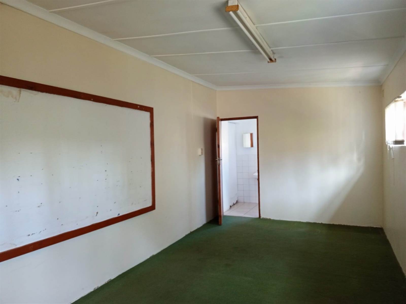 55  m² Commercial space in Shelly Beach photo number 5