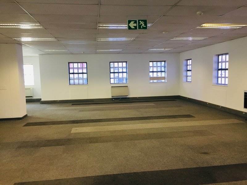 376  m² Office Space in Parktown North photo number 16