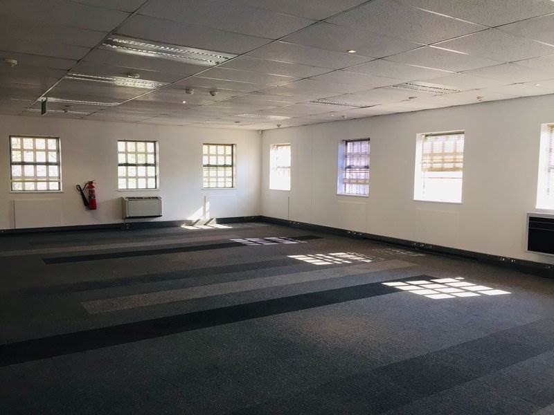 376  m² Office Space in Parktown North photo number 22