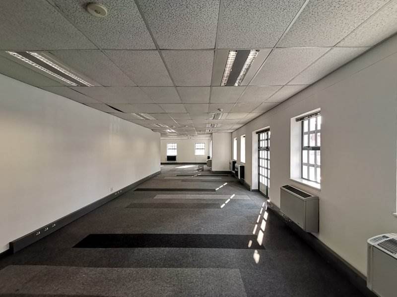 376  m² Office Space in Parktown North photo number 29