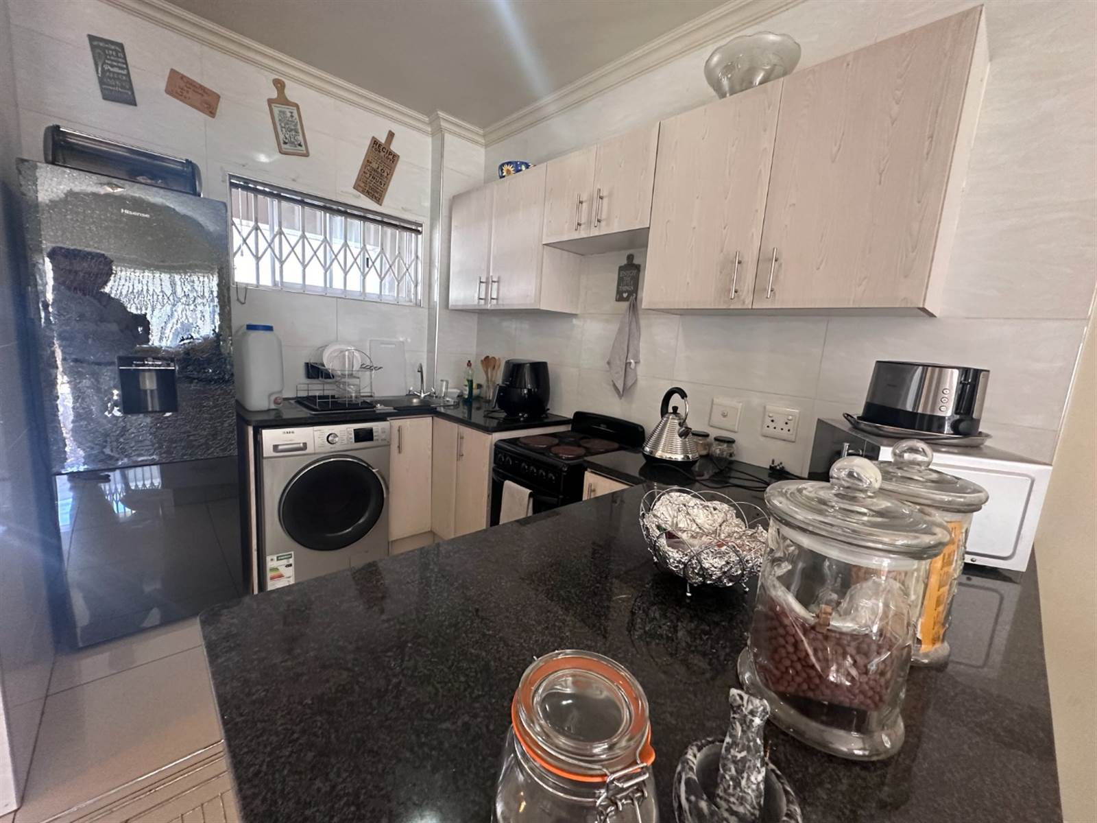 2 Bed Apartment in Bulwer photo number 7