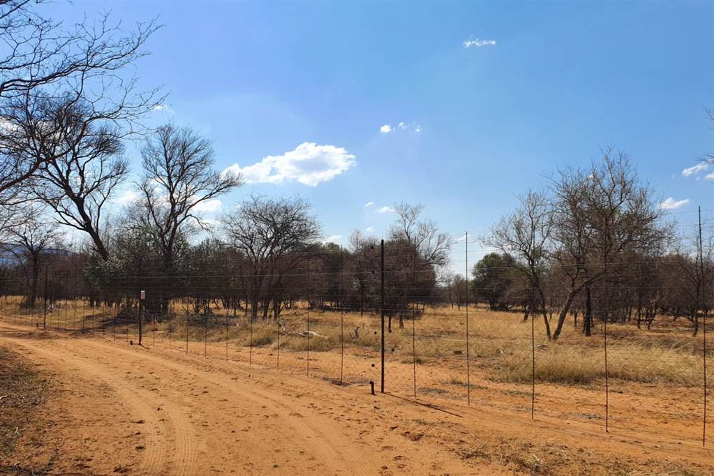 6060 m² Land available in Thabazimbi photo number 2