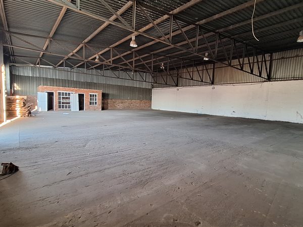 480  m² Industrial space