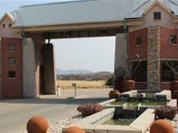 855 m² Land available in Parys