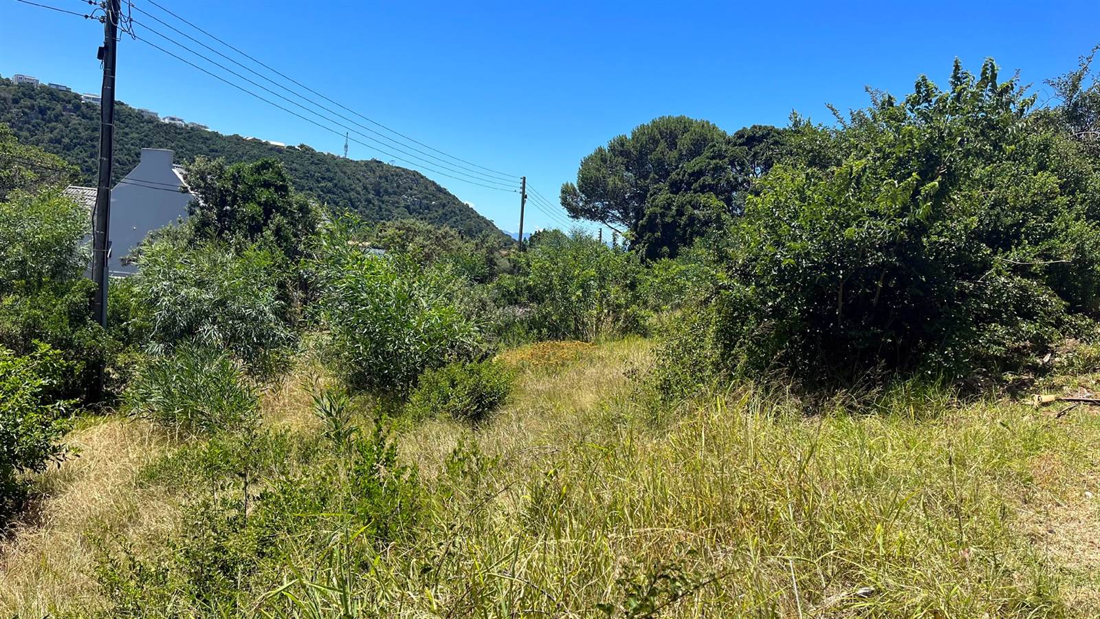 1300 m² Land available in Upper Robberg photo number 3
