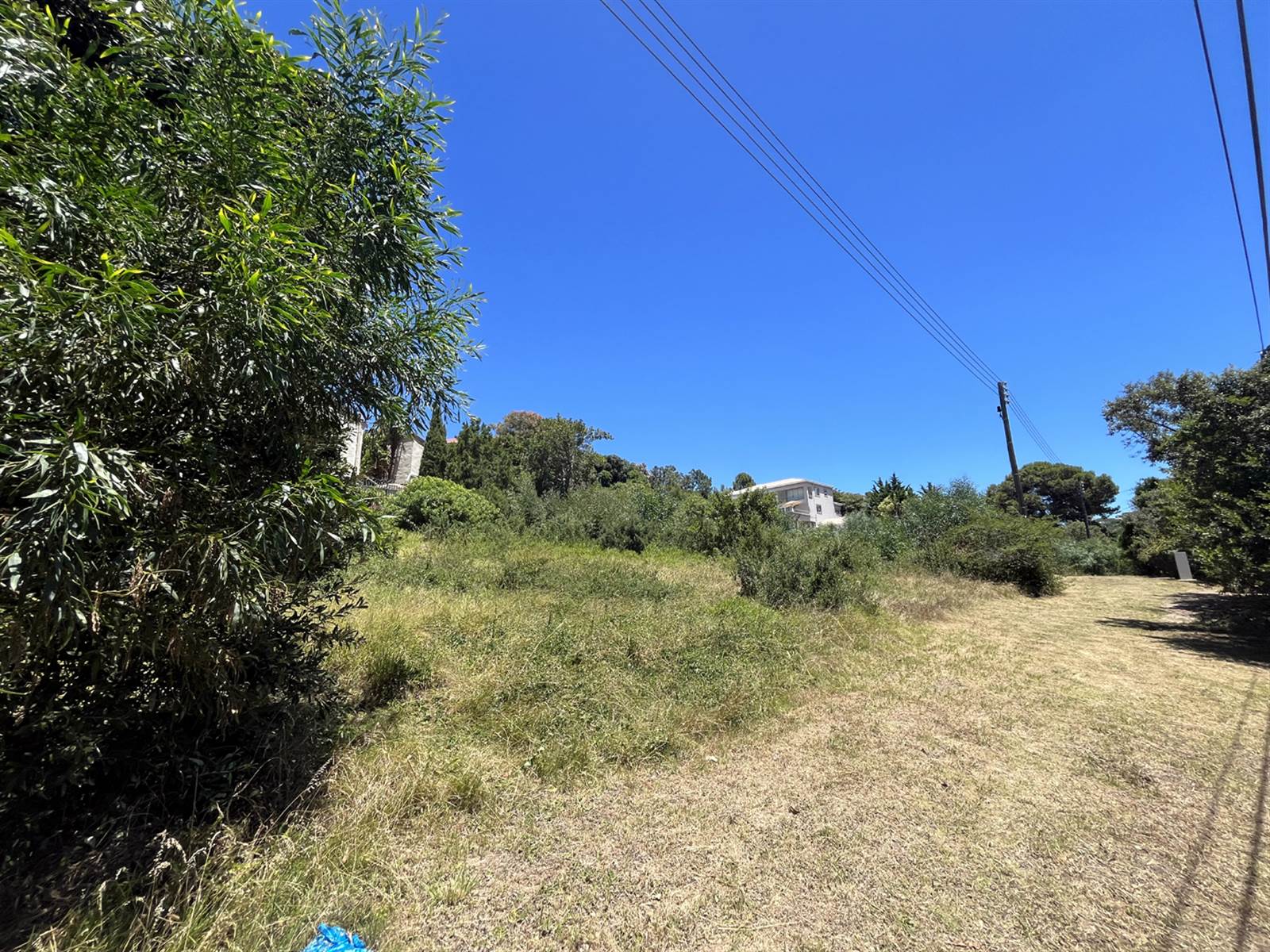 1300 m² Land available in Upper Robberg photo number 4