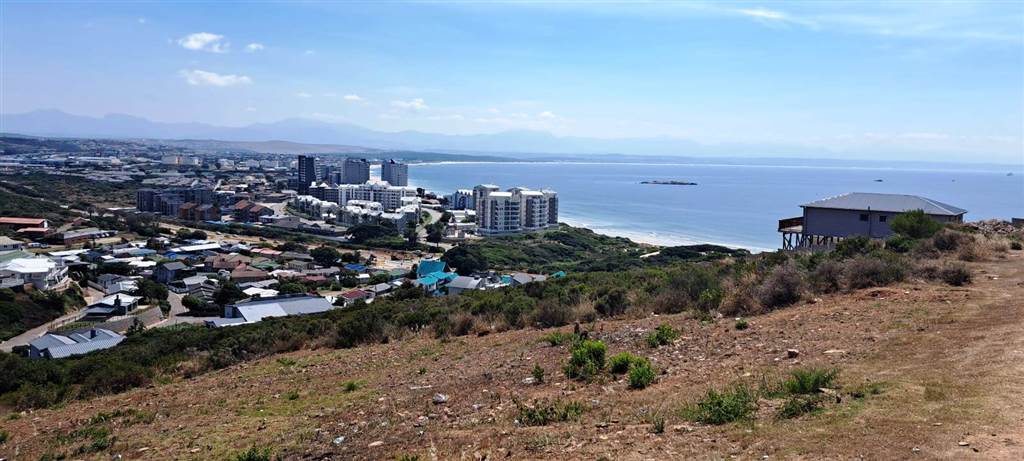 527 m² Land available in Mossel Bay Ext 26 photo number 2