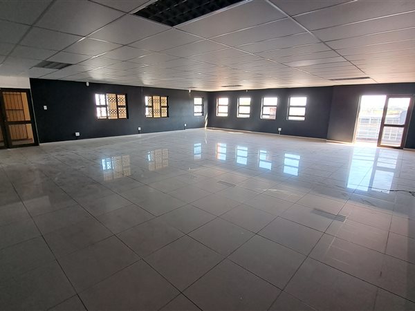 200  m² Commercial space in Richards Bay Central