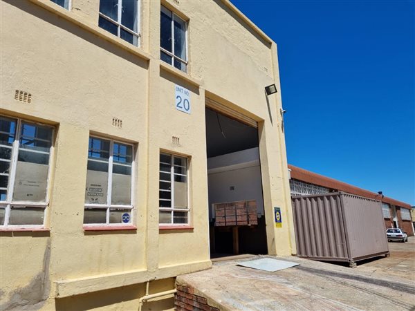 162 m² Industrial space 162 m² Industrial space