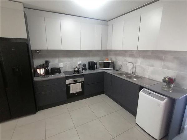 3 Bed Apartment