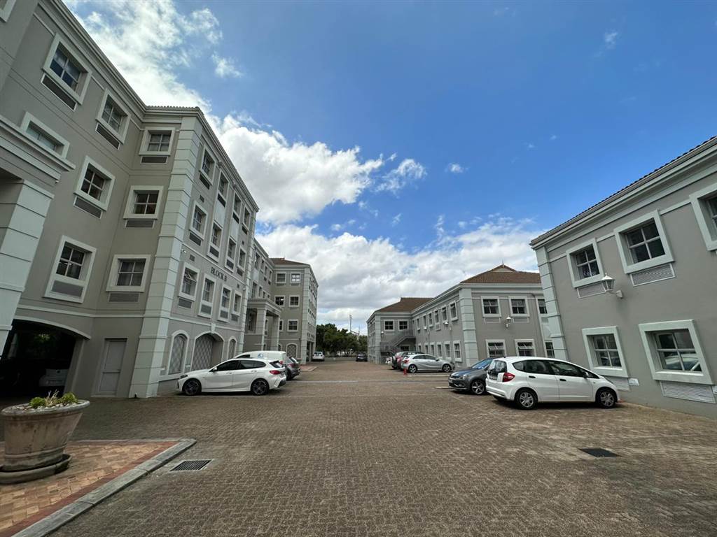 604  m² Commercial space in Pinelands photo number 22