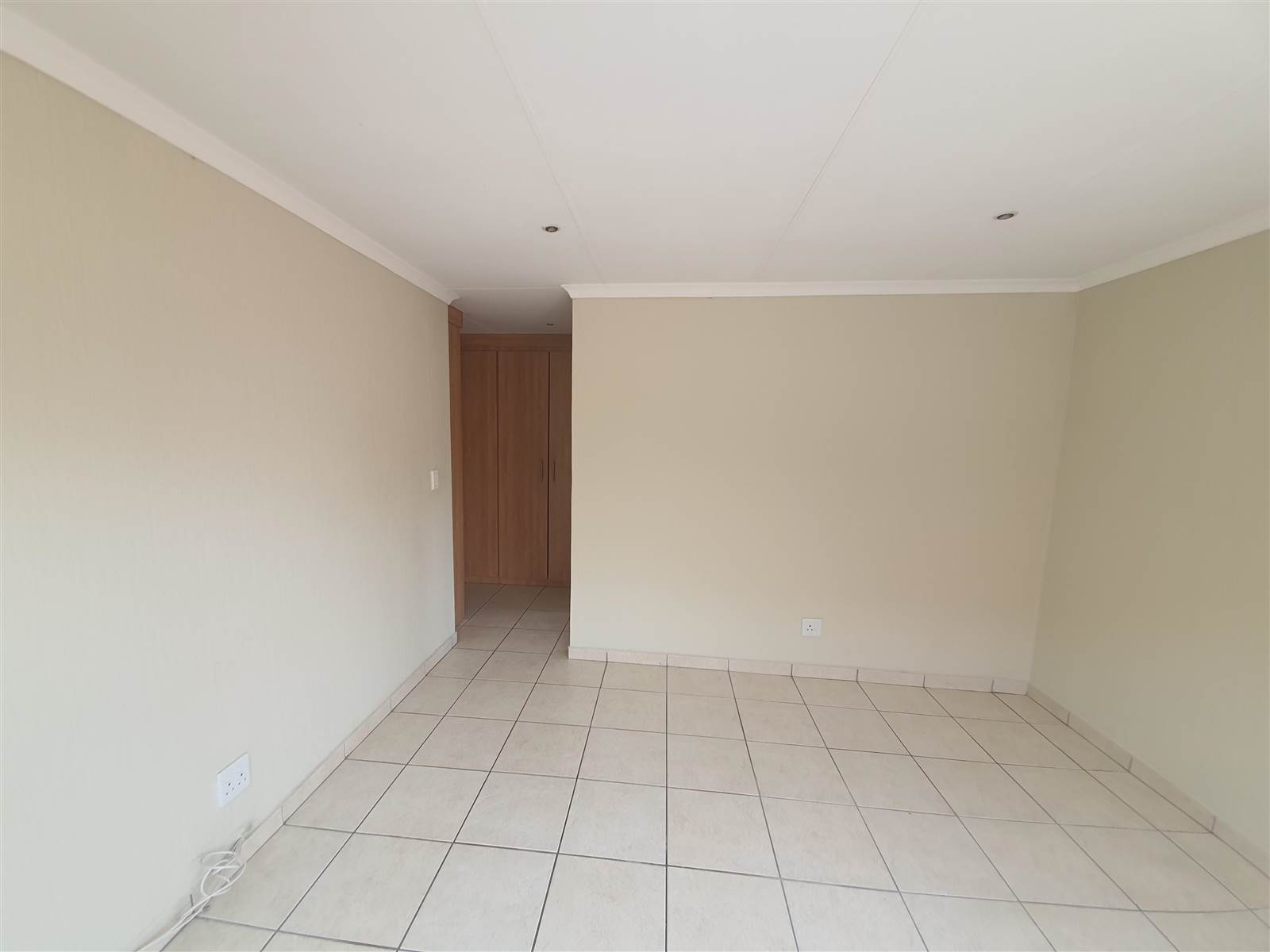3 Bed Townhouse in Glen Marais photo number 14