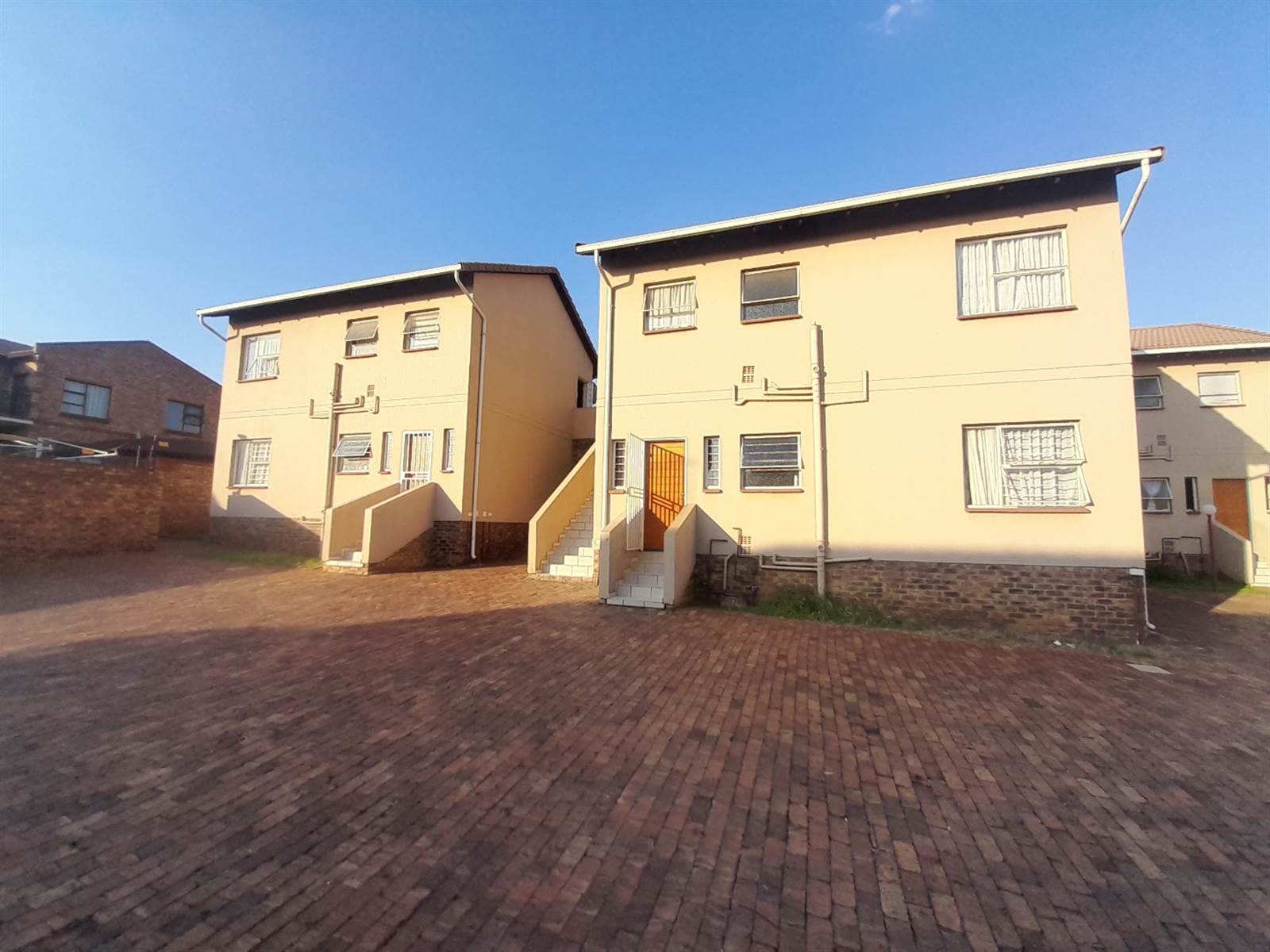 2 Bed Apartment in Naturena photo number 4