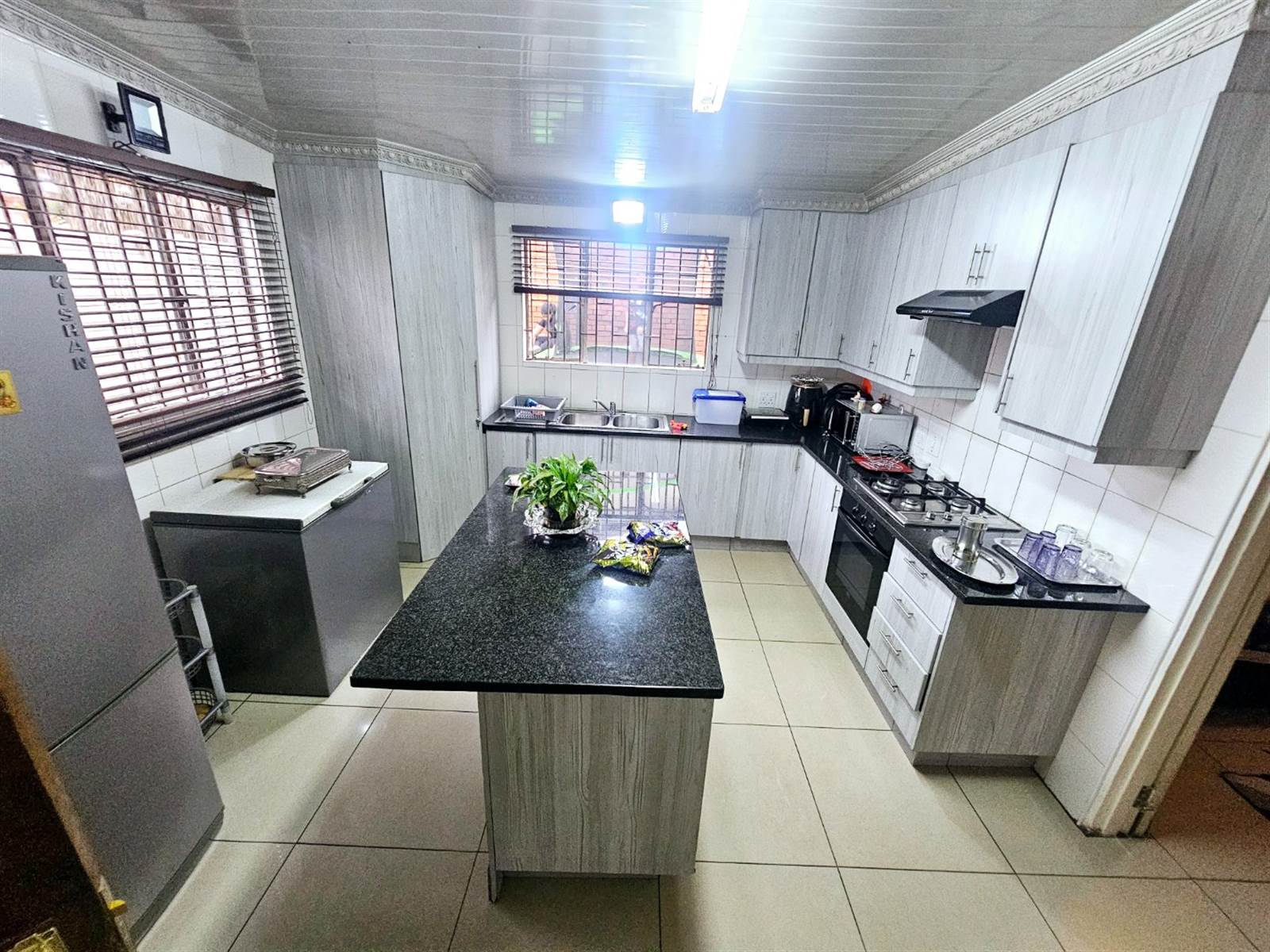 3 Bed House in Laudium photo number 7