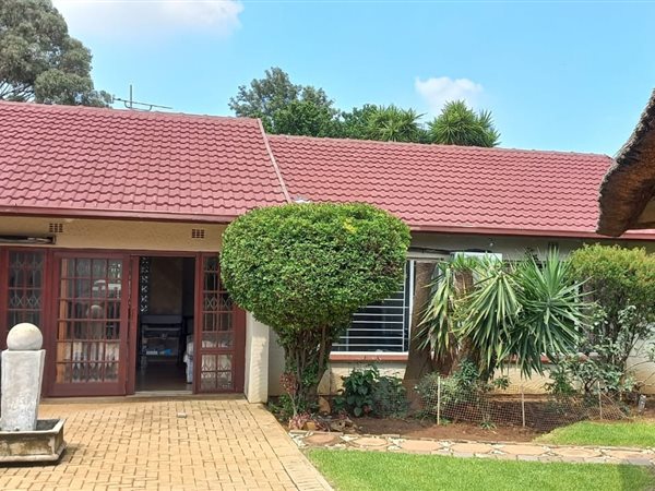3 Bedroom House 3 Bedroom House
