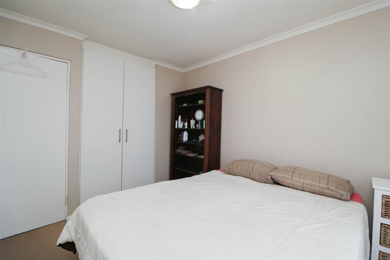2 Bed Townhouse in Gordons Bay Central photo number 23