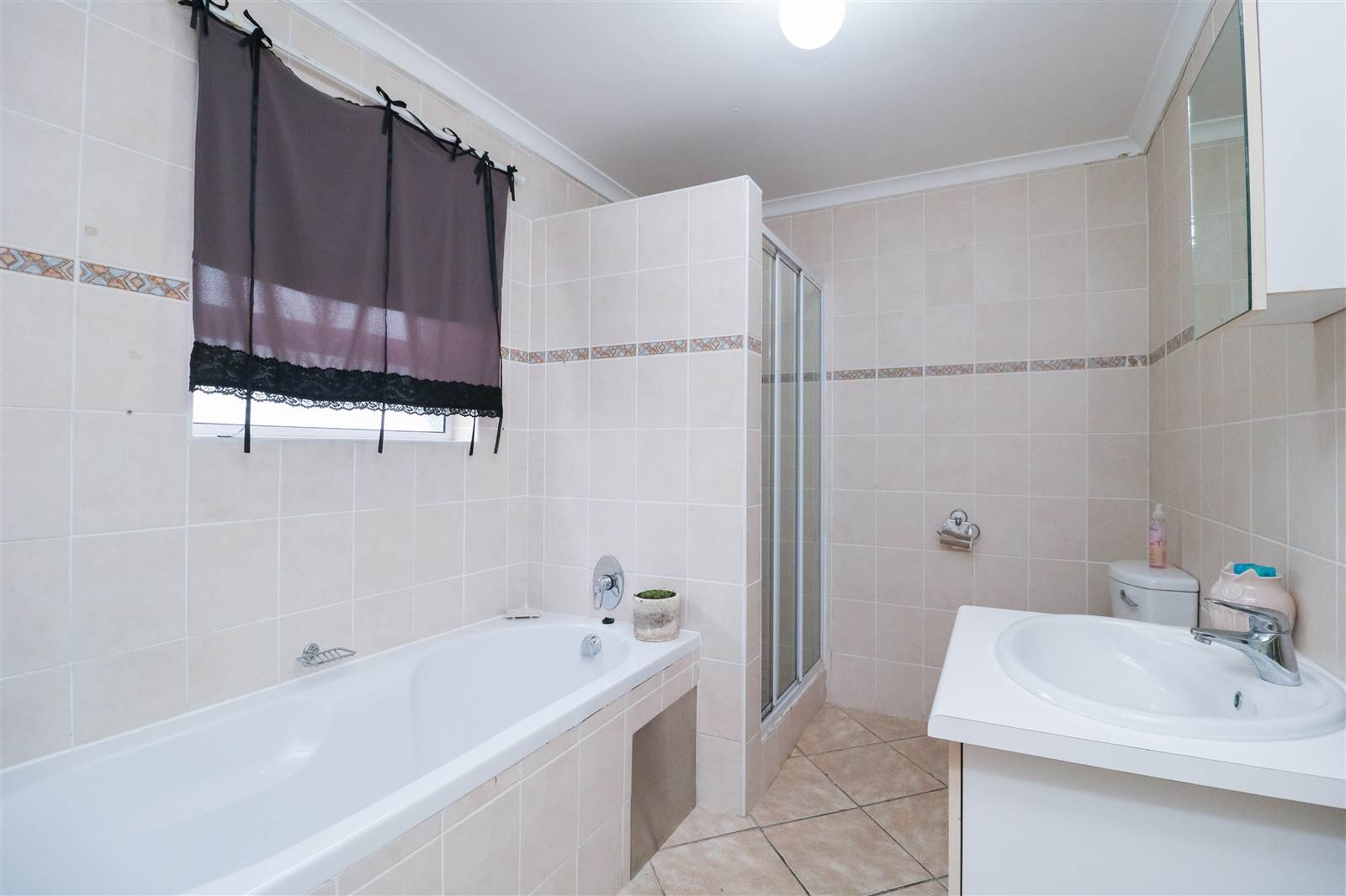2 Bed Townhouse in Gordons Bay Central photo number 24