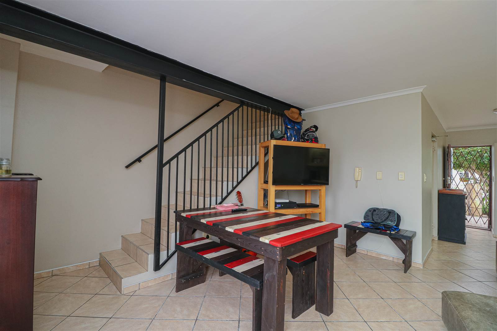 2 Bed Townhouse in Gordons Bay Central photo number 11