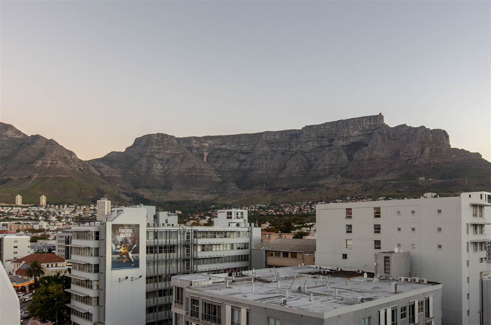 1 Bed Apartment in Cape Town City Centre photo number 18