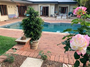 5 Bed House in Rietondale