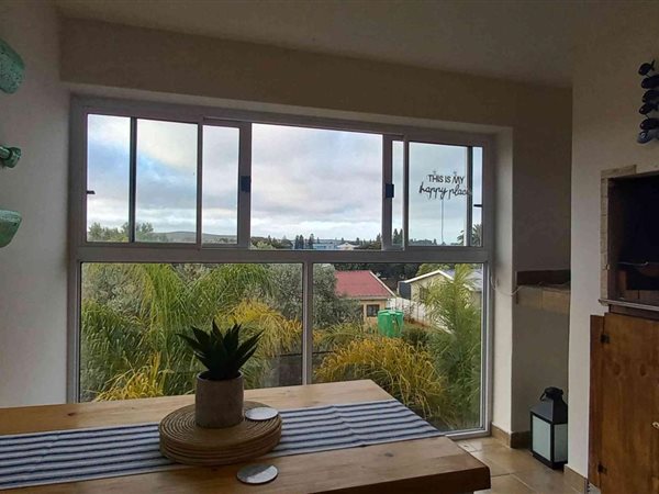 2 Bedroom Flat 2 Bedroom Flat