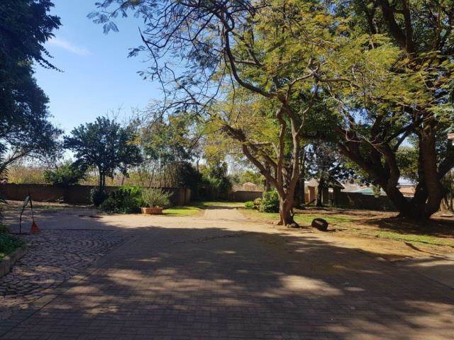7 ha Land available in Waterval East photo number 10