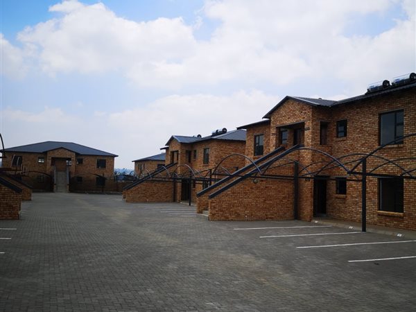2 Bedroom Townhouse 2 Bedroom Townhouse