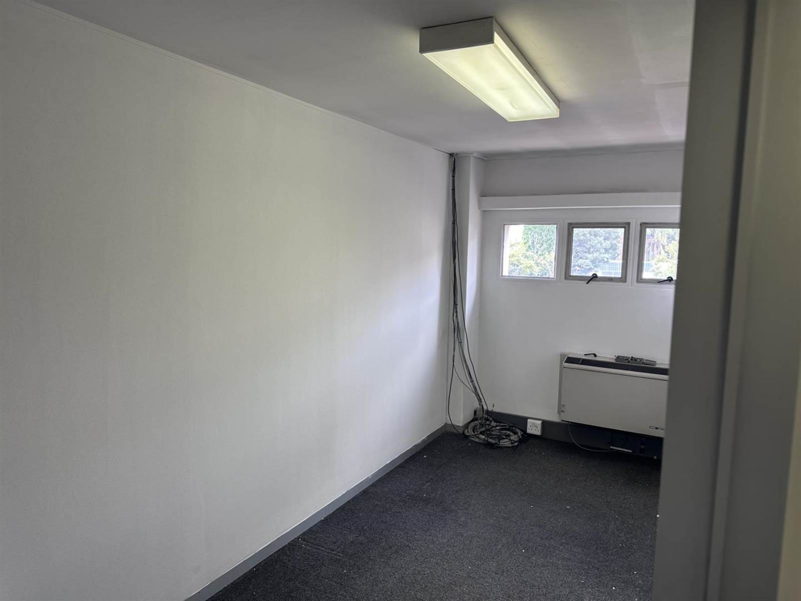 600  m² Office Space in Lynnwood photo number 6
