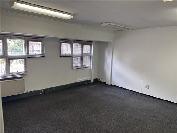 600  m² Office Space in Lynnwood