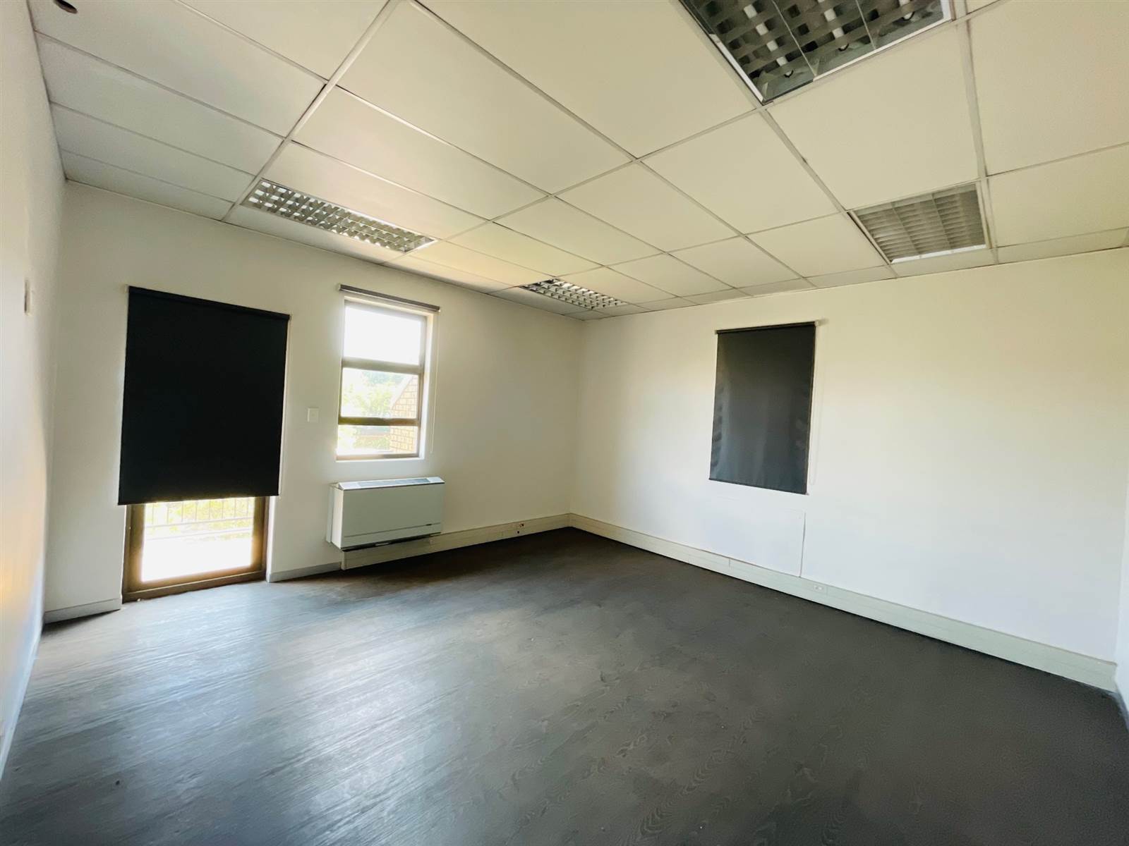 1270  m² Commercial space in Vorna Valley photo number 13
