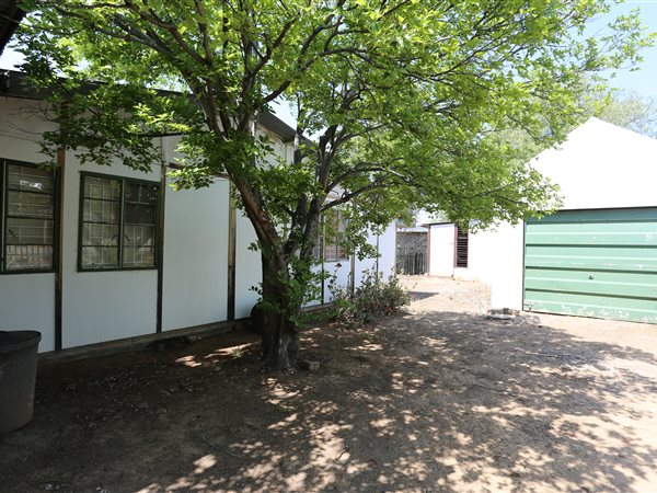 4 Bed House in Oviston