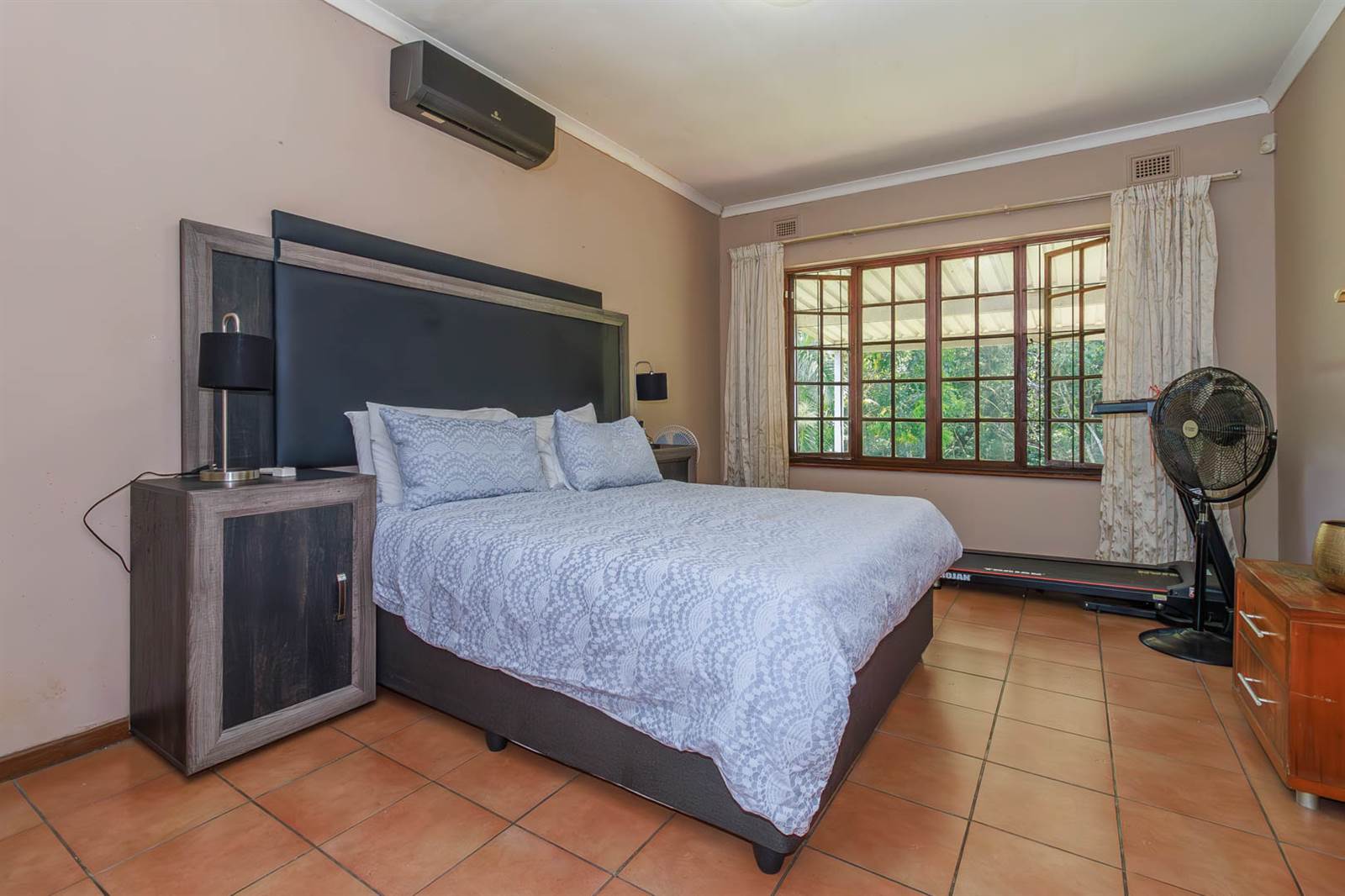 3 Bed Townhouse in Kloof photo number 14
