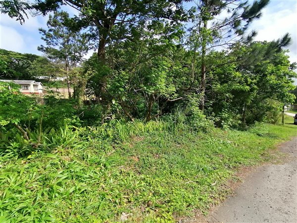 1 582 m² Land