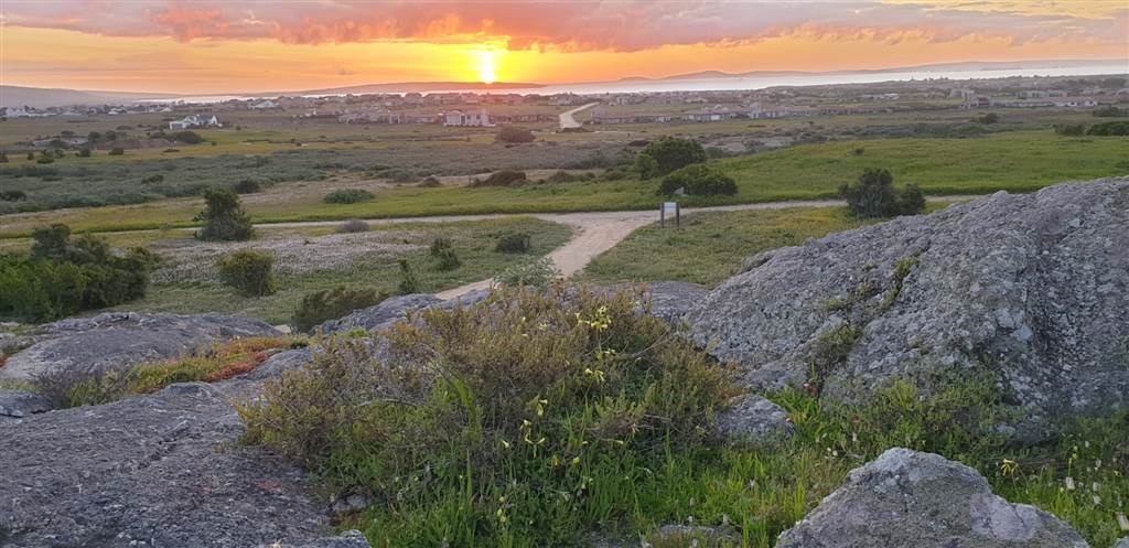 486 m² Land available in Langebaan Country Estate photo number 9