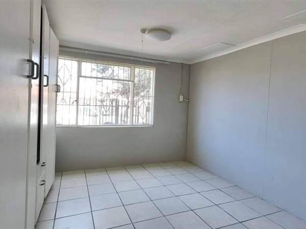 1 Bedroom Flat