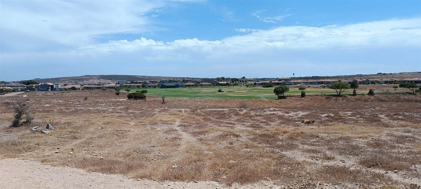 733 m² Land available in Langebaan Country Estate photo number 8