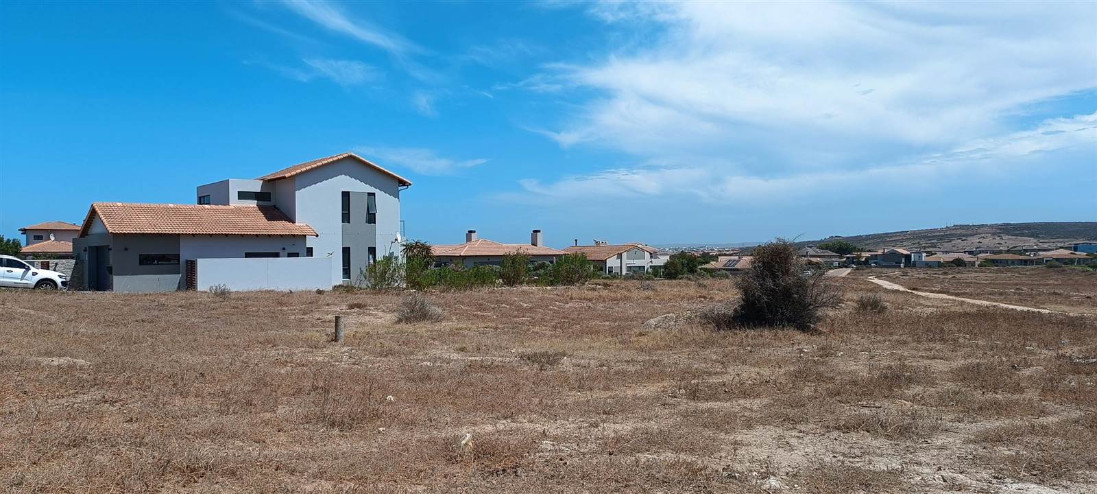 733 m² Land available in Langebaan Country Estate photo number 4