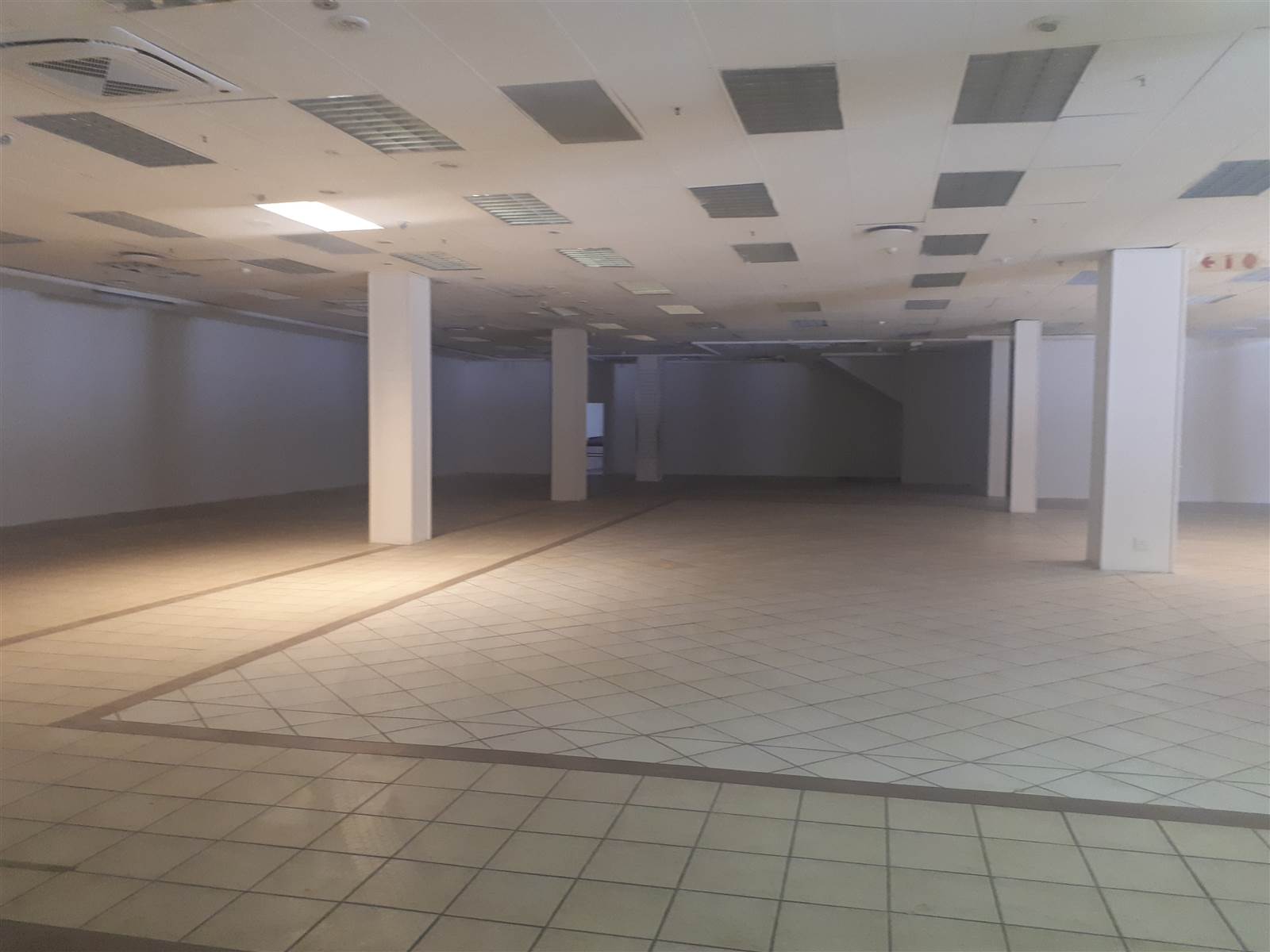 2233  m² Retail Space in Nelspruit Central photo number 8