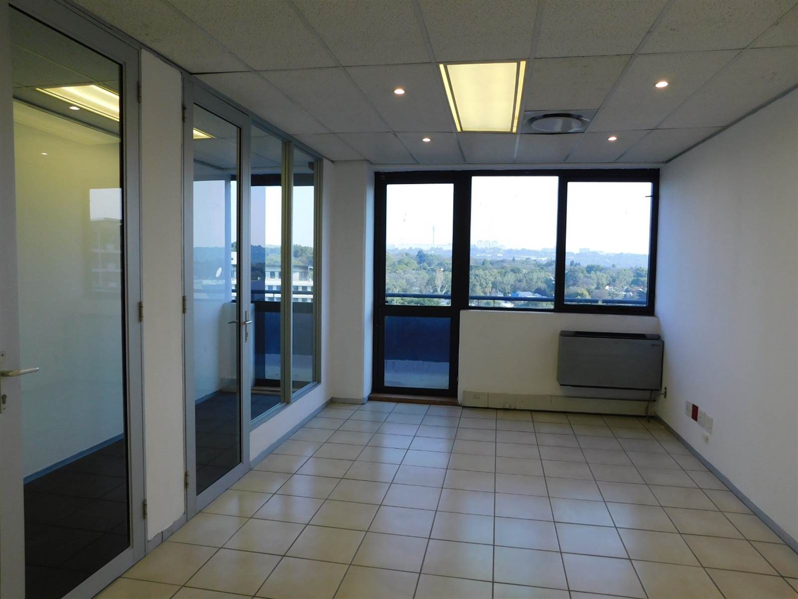 222  m² Office Space in Rosebank photo number 14