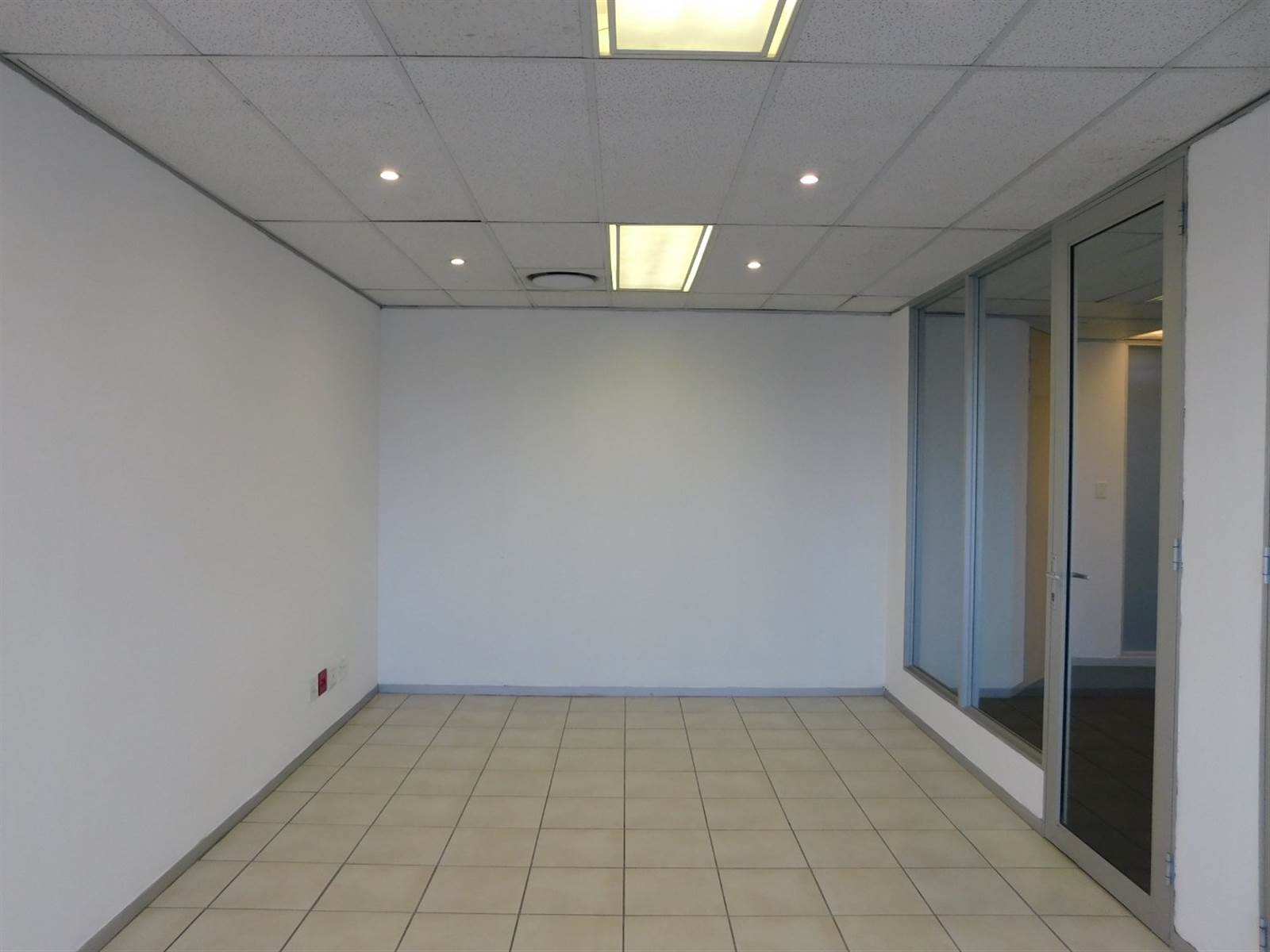 222  m² Office Space in Rosebank photo number 15
